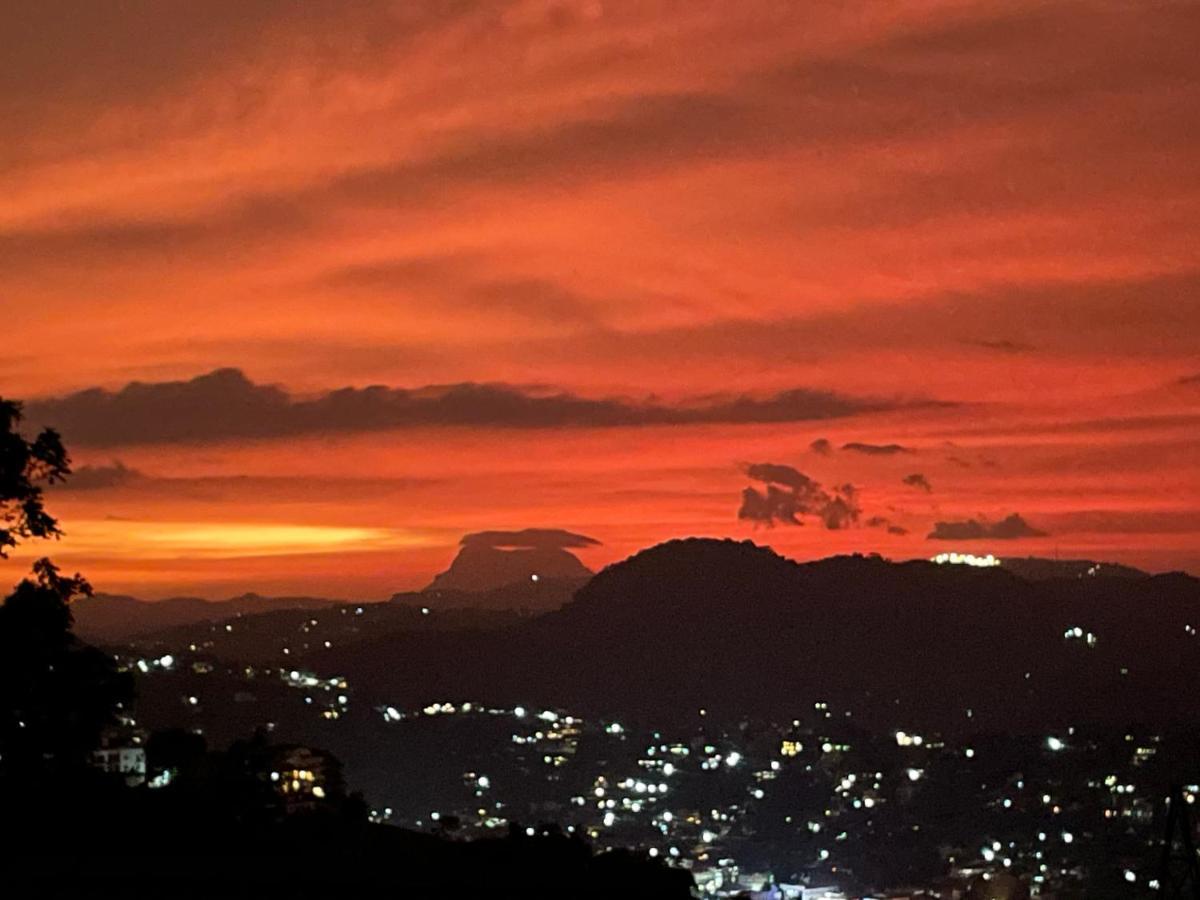 Golden Sky Bed & Breakfast Kandy